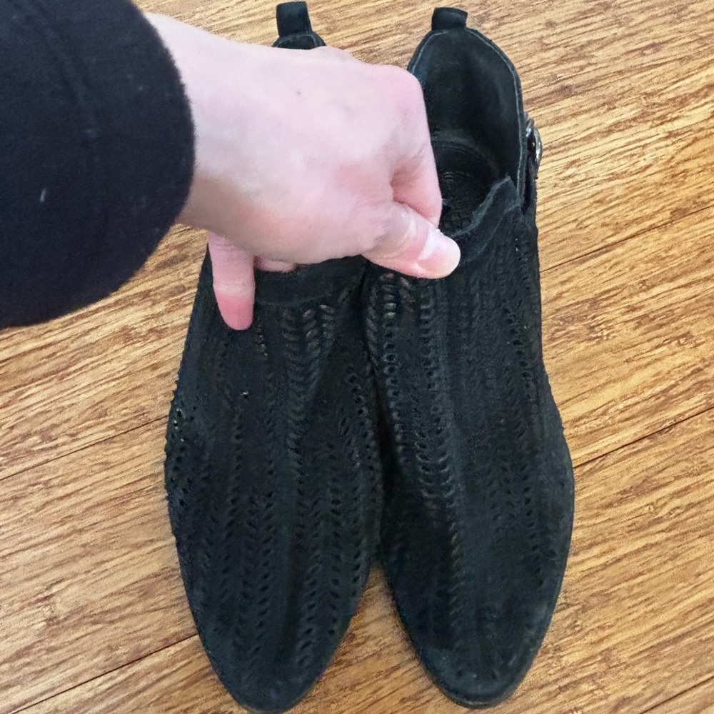 Lot of Good condition shoes various brands sz 7